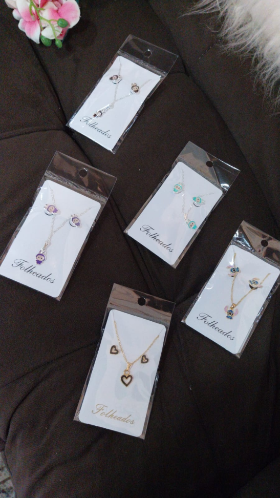 conjunto brinco e colar 231