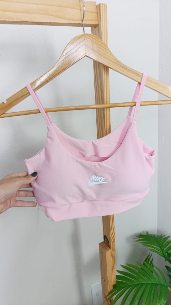 Top nike 974