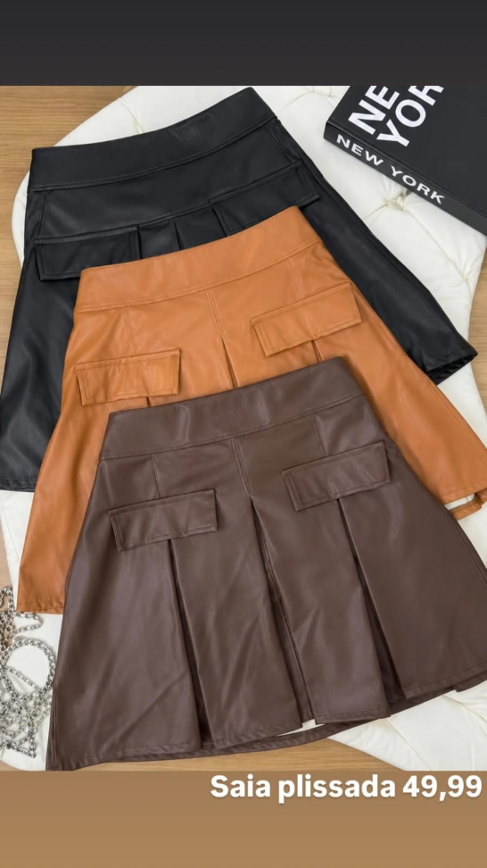 Saia couro plinsada de  bolso 594