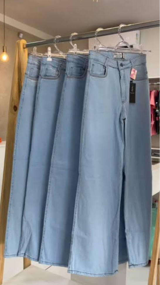 Calça wide leg clara 991