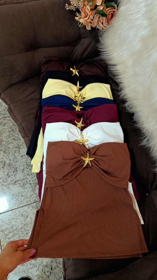 Blusa tomara que caia detalhe dourado 406