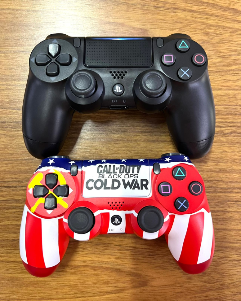 PS4 Fat + 2 Controles - #4