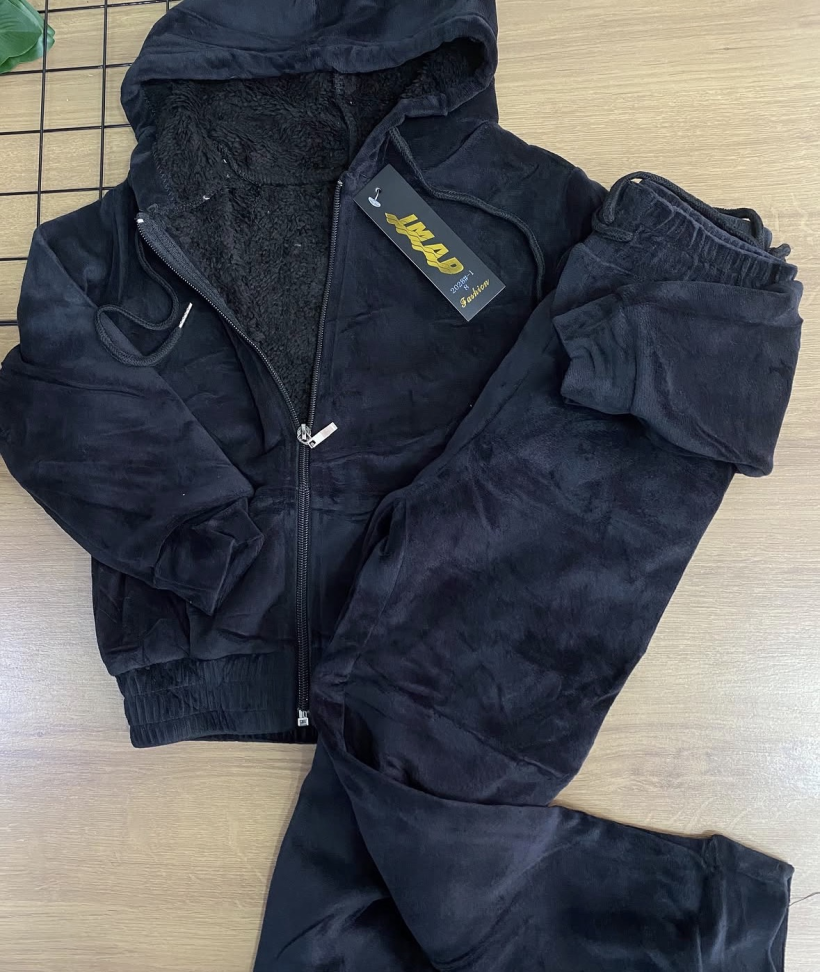 Conjunto veludo