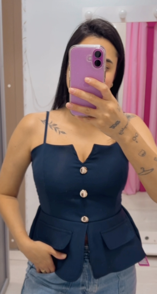 Blusinha em alfaiataria