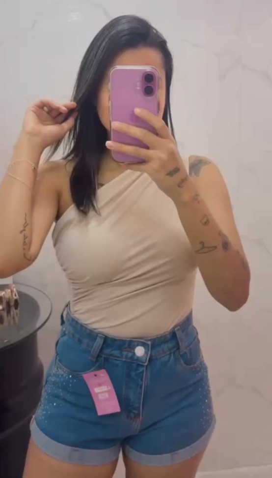 Shorts brilhos