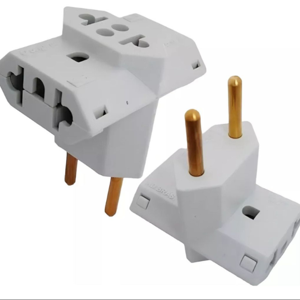 Adaptador de Tomada Benjamin T Bivolt 10a 20a