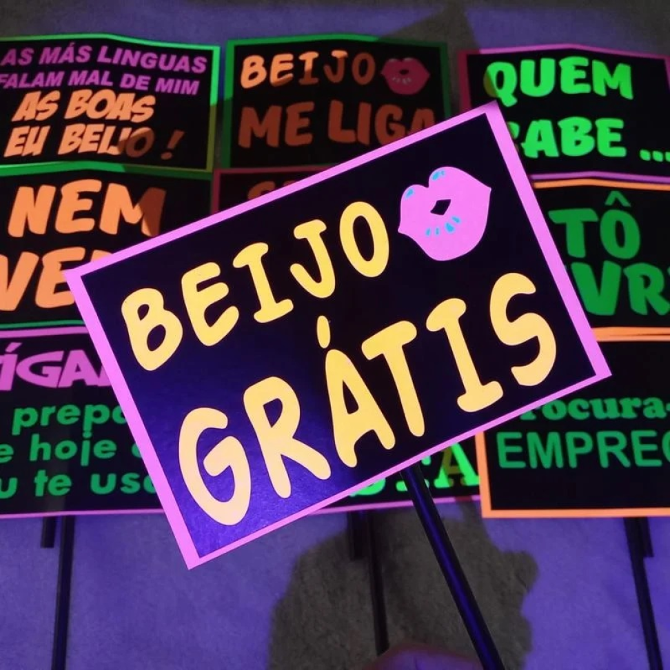 Plaquinhas Ref.N, Pct/10 unidades, Cores Neon que Brilham na Luz Negra. - #3