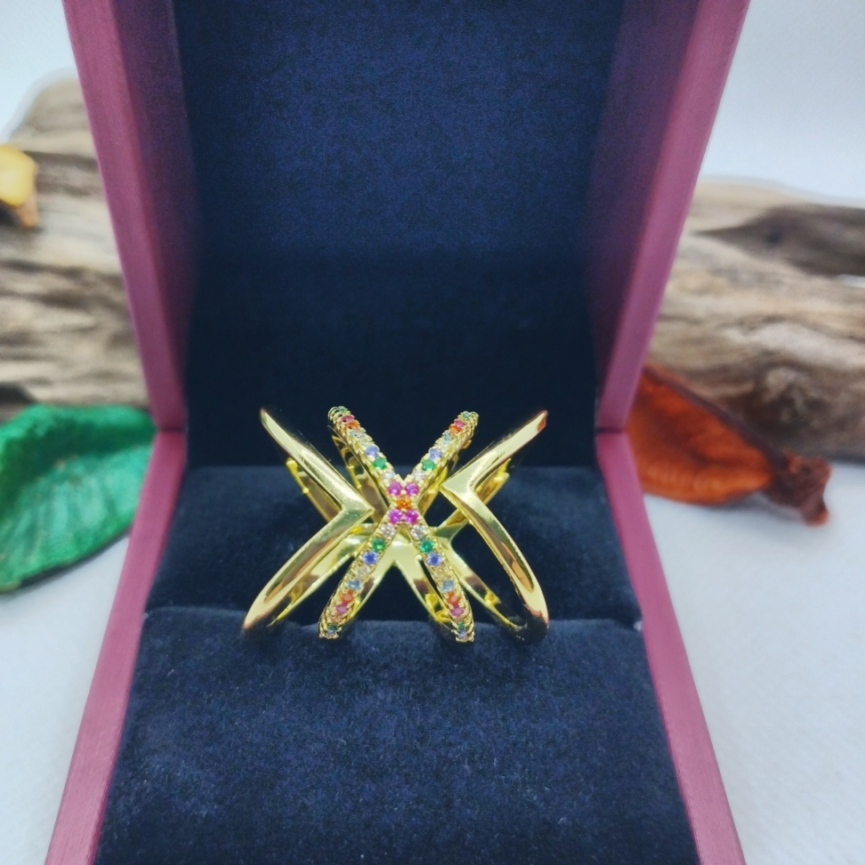 Anel Luxo Formato Seta cruzado no meio cravejado cristal - #3