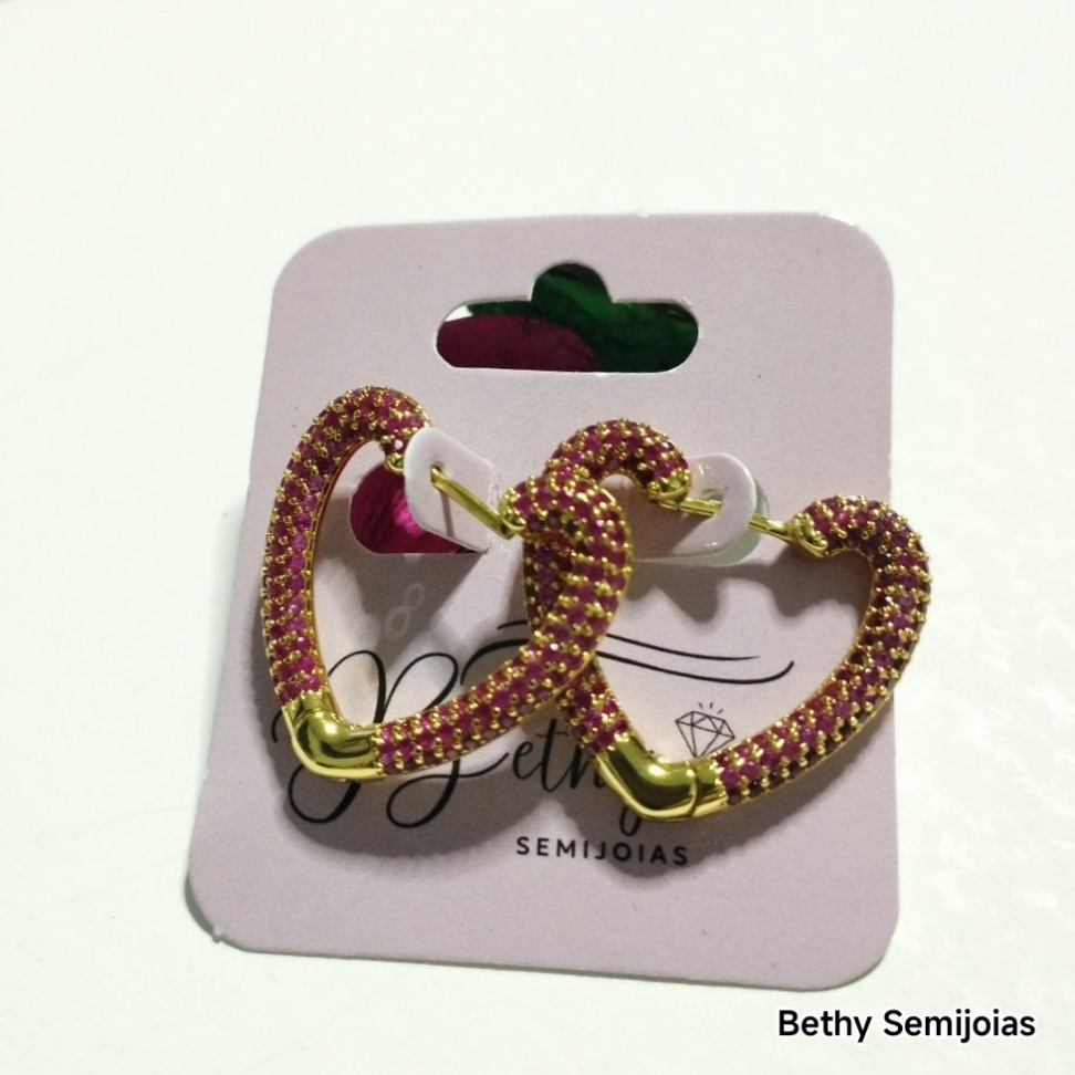 Brinco coração de lado cravejado de zircônias Pink - #3