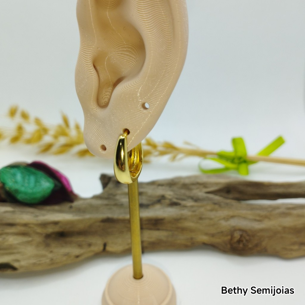 Argola lisa oval 1,5 cm - #2