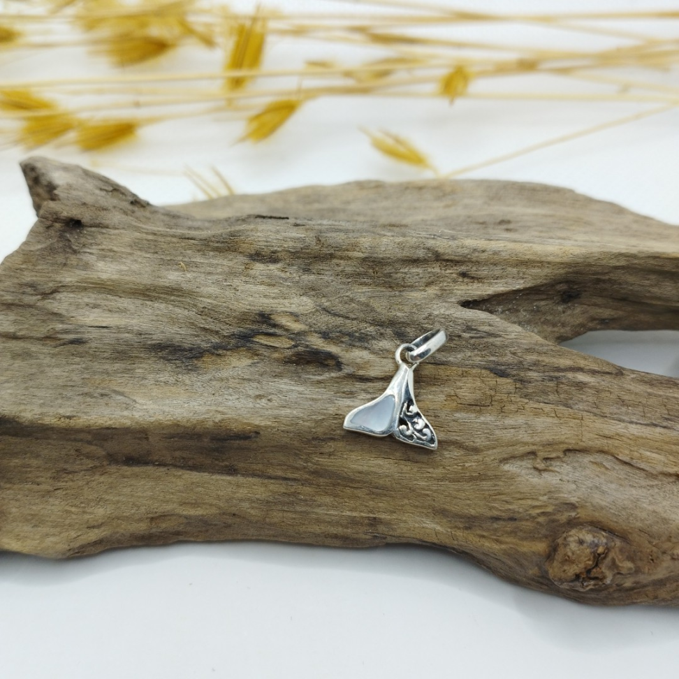 Pingente rabo de sereia em madrepérola - #4