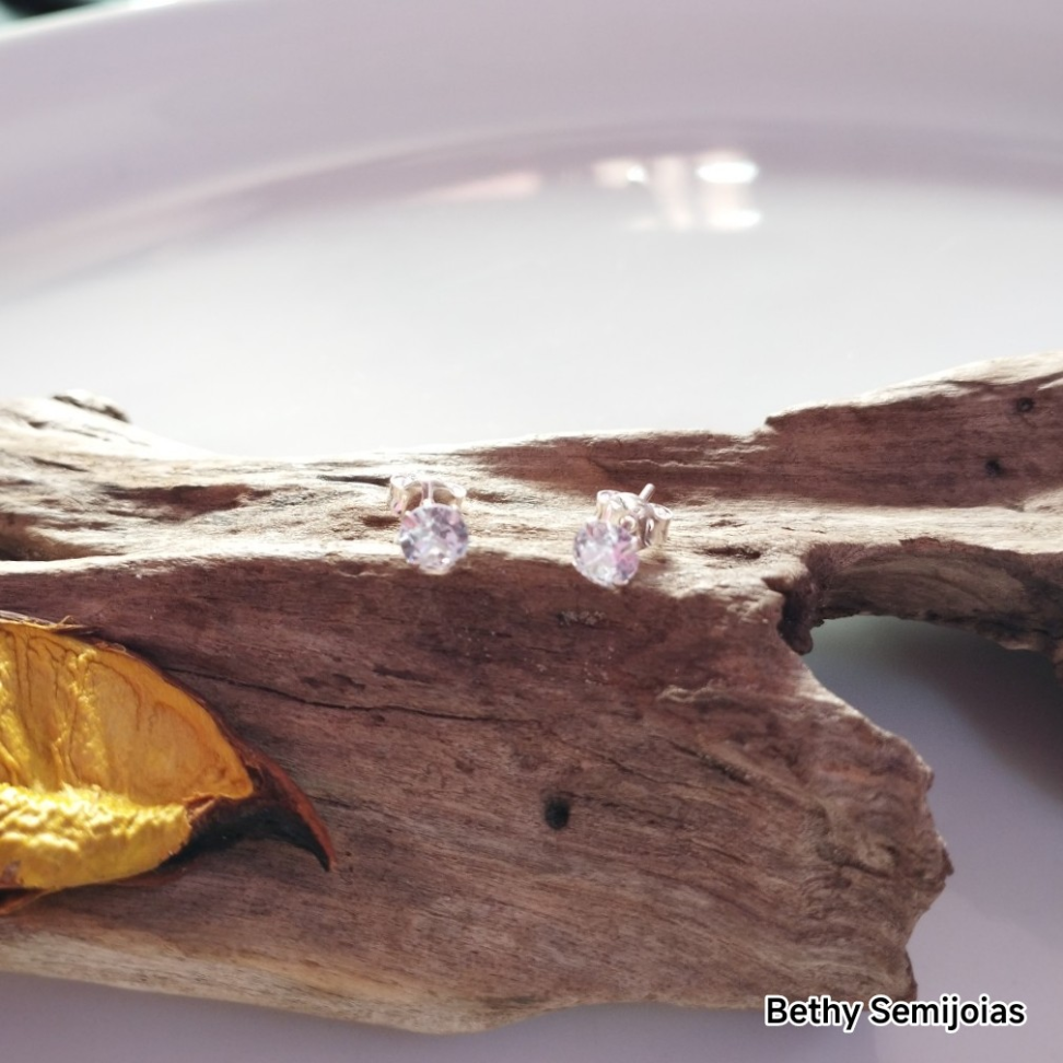 Brinco Ponto de Luz 5 mm - #3