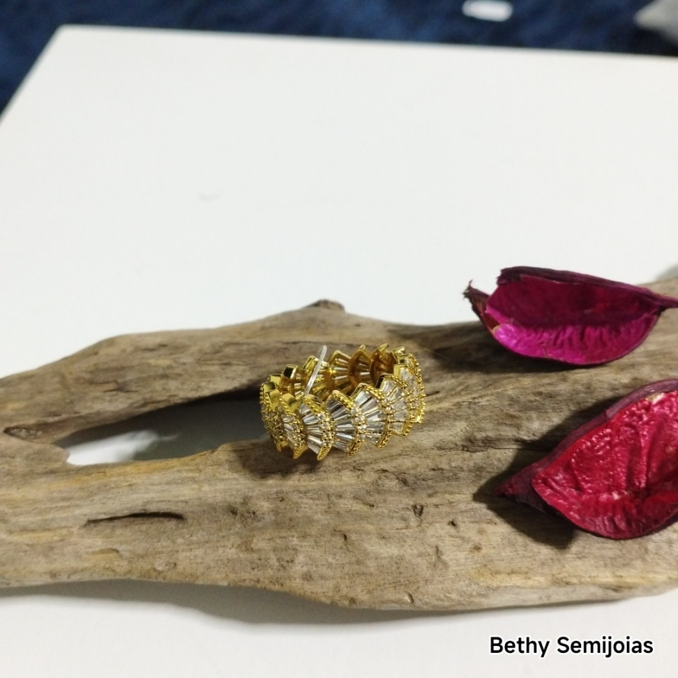 Anel de zircônias em vitrilho - #2