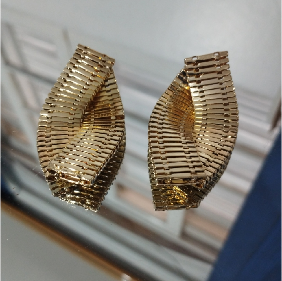 Brinco tipo engrenagem dupla entrelaçado 5,5 CM - #2