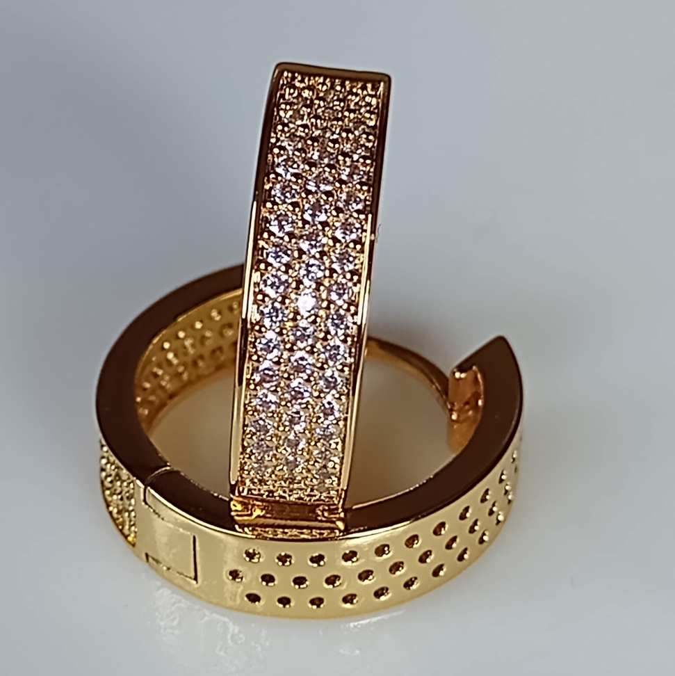 Argola 3 linhas cravejadas zirconias interna - #5