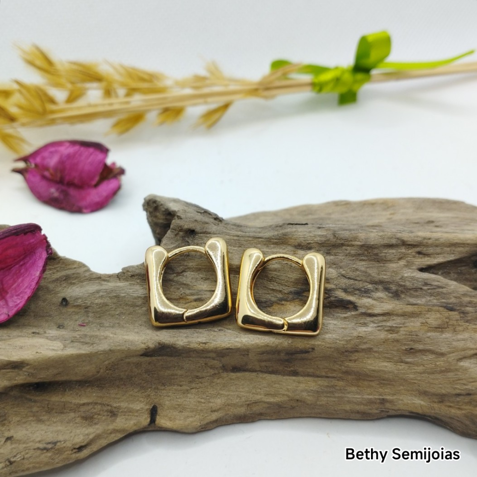 Argola quadrada média - #3