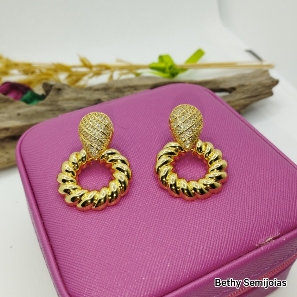 Brinco gota cravejada e aro orgânico - #3