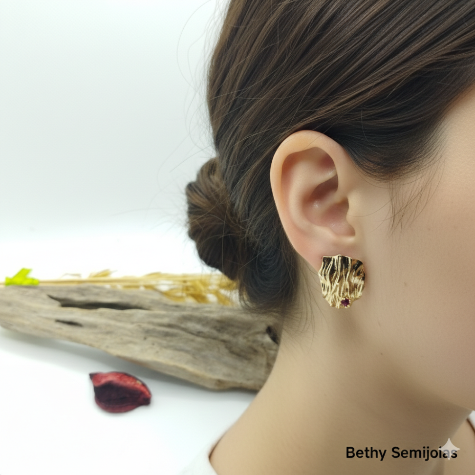 Brinco orgânico com pedra rosa folheado a ouro - #2