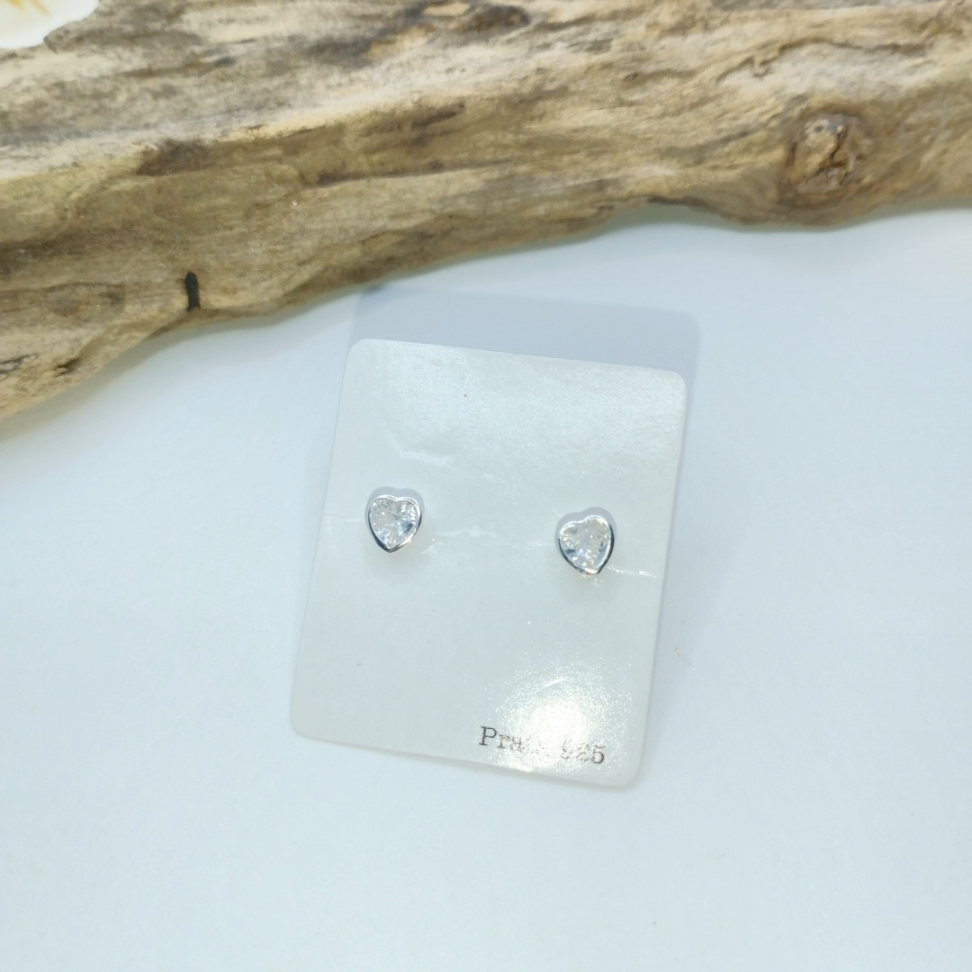 Brinco 2° furo coração zircônia - #4