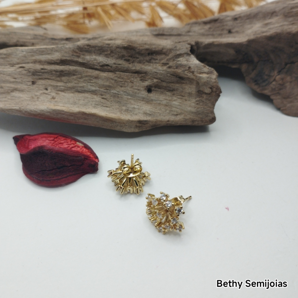 Brinco chuva de zircônias folheado a ouro - #4