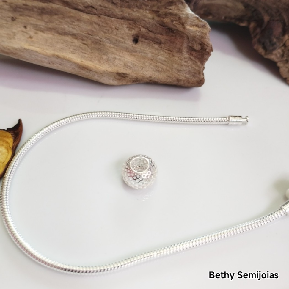 Berloque entremeio vazado - #1