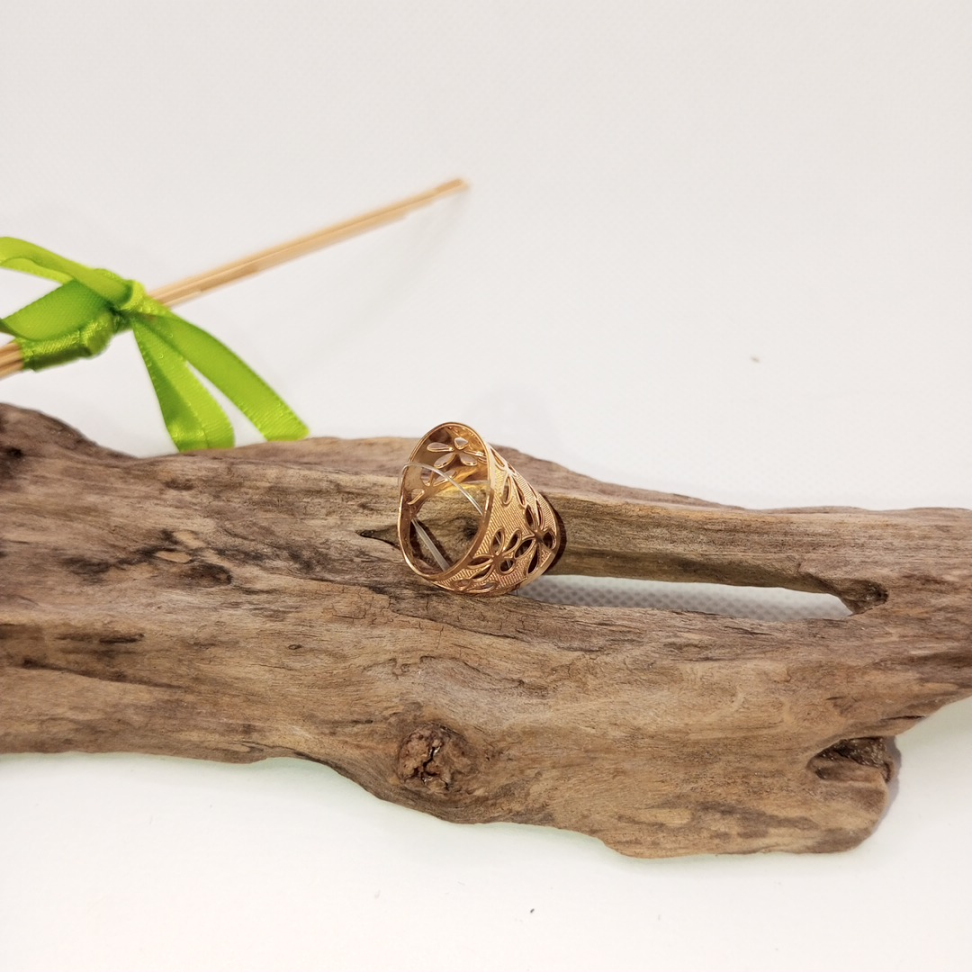 Anel chapa trabalhada flores vazadas - #3