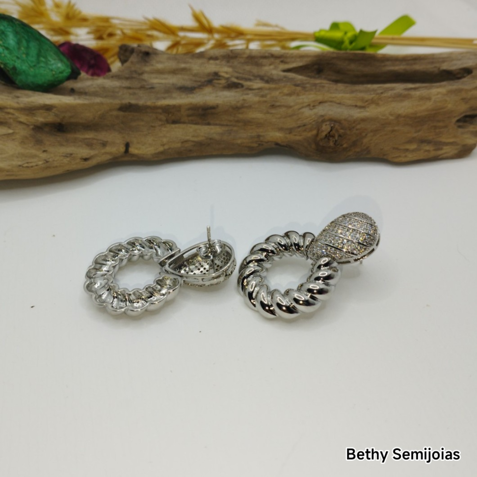 Brinco base gota cravejada e aro orgânico - #3