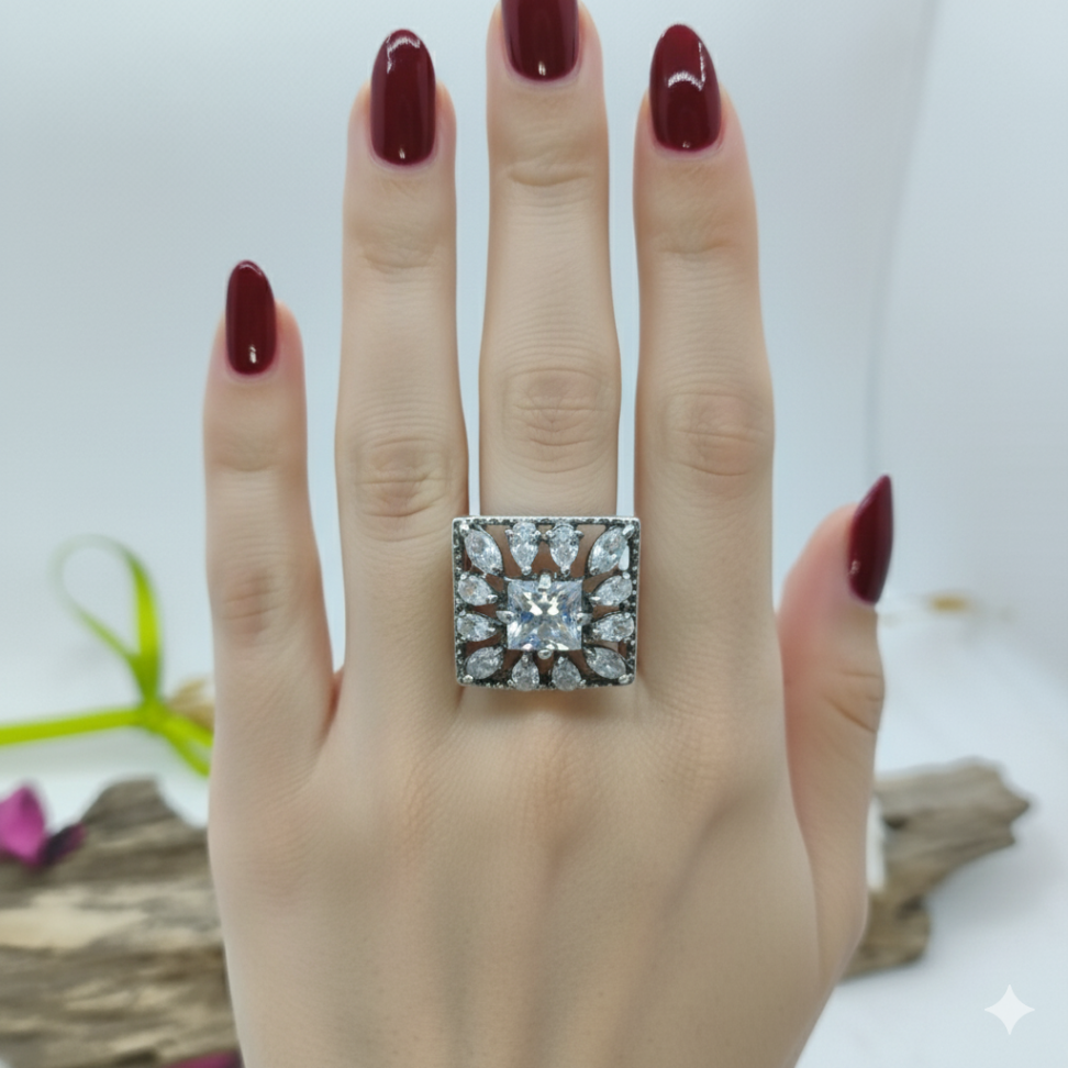 Anel grosso de prata com pedras de zircônia - #2