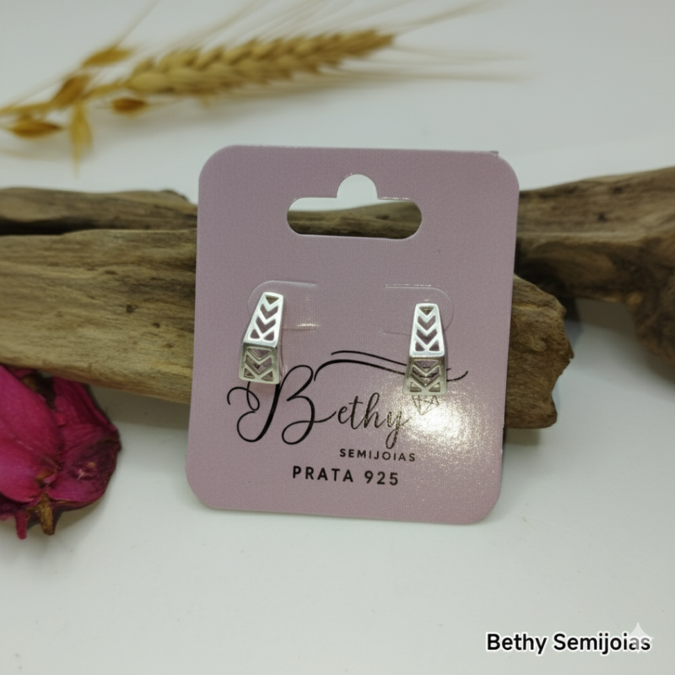 Argola geométrica vazada pequena - #3