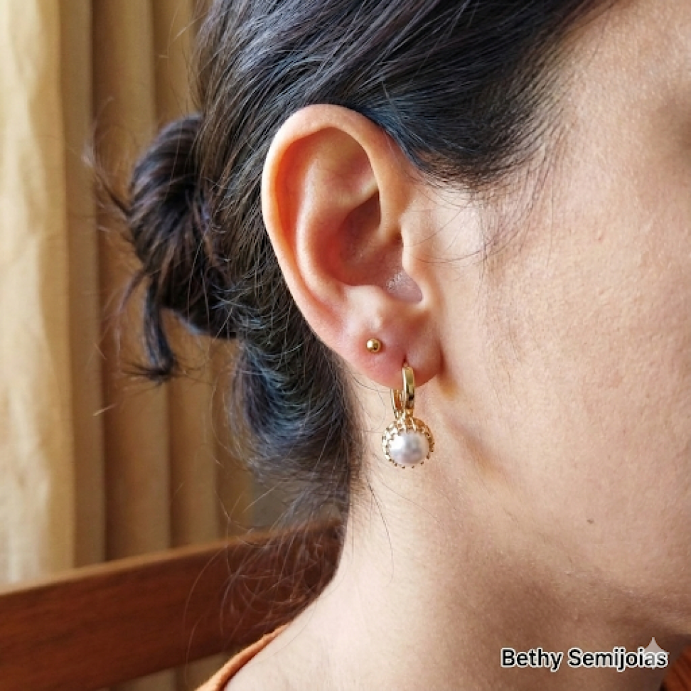 Argola pérola Shell folheada - #1