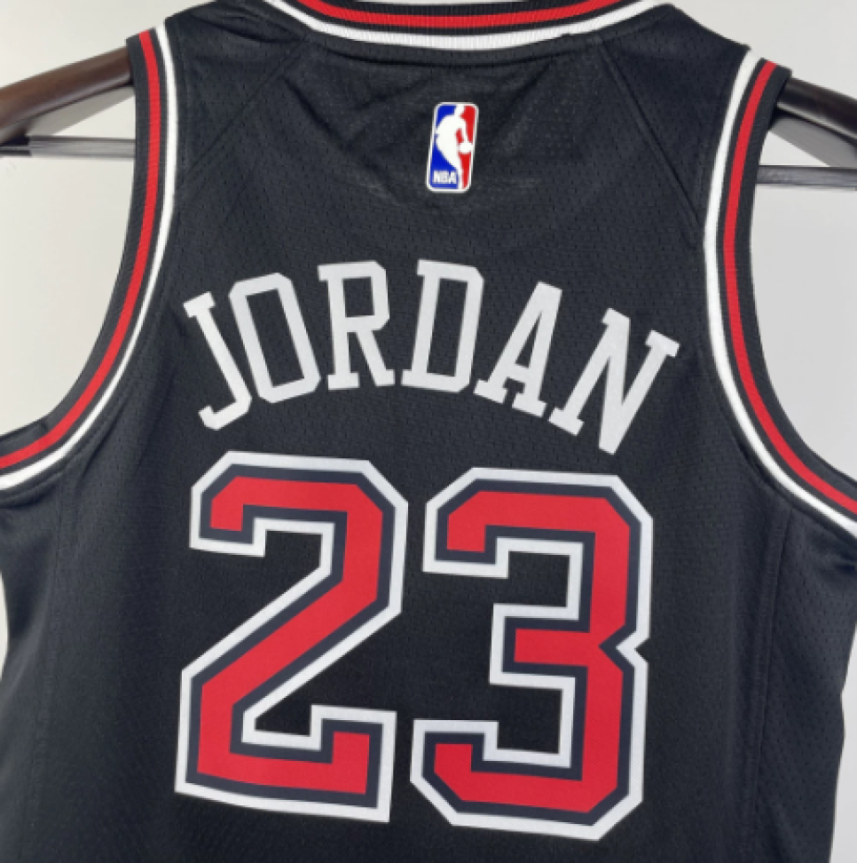Regata Chicago Bulls NBA 2018 Nike - Preta e Vermelho