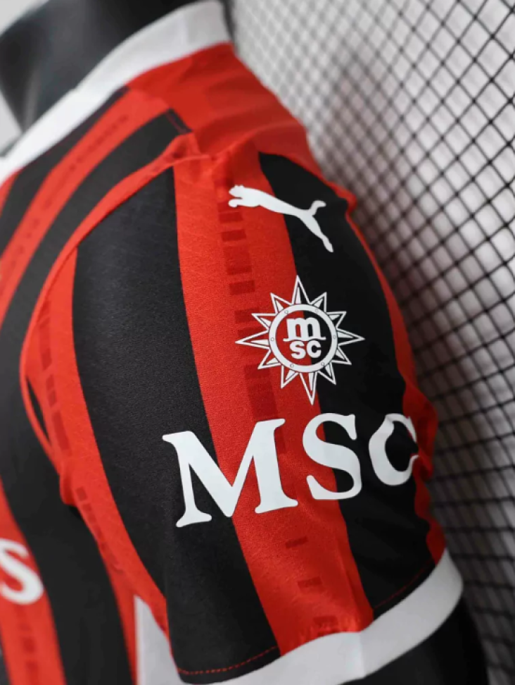 Camisa Milan Home I 24/25 Jogador - Vermelho e Preto