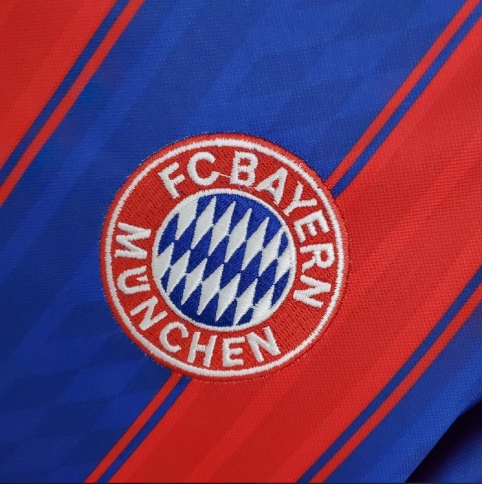 Camisa Retrô Bayern de Munique 1995/97 - Azul e Vermelha - #5