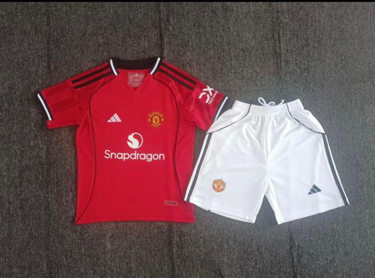 Conjunto Infantil Manchester United - Vermelho