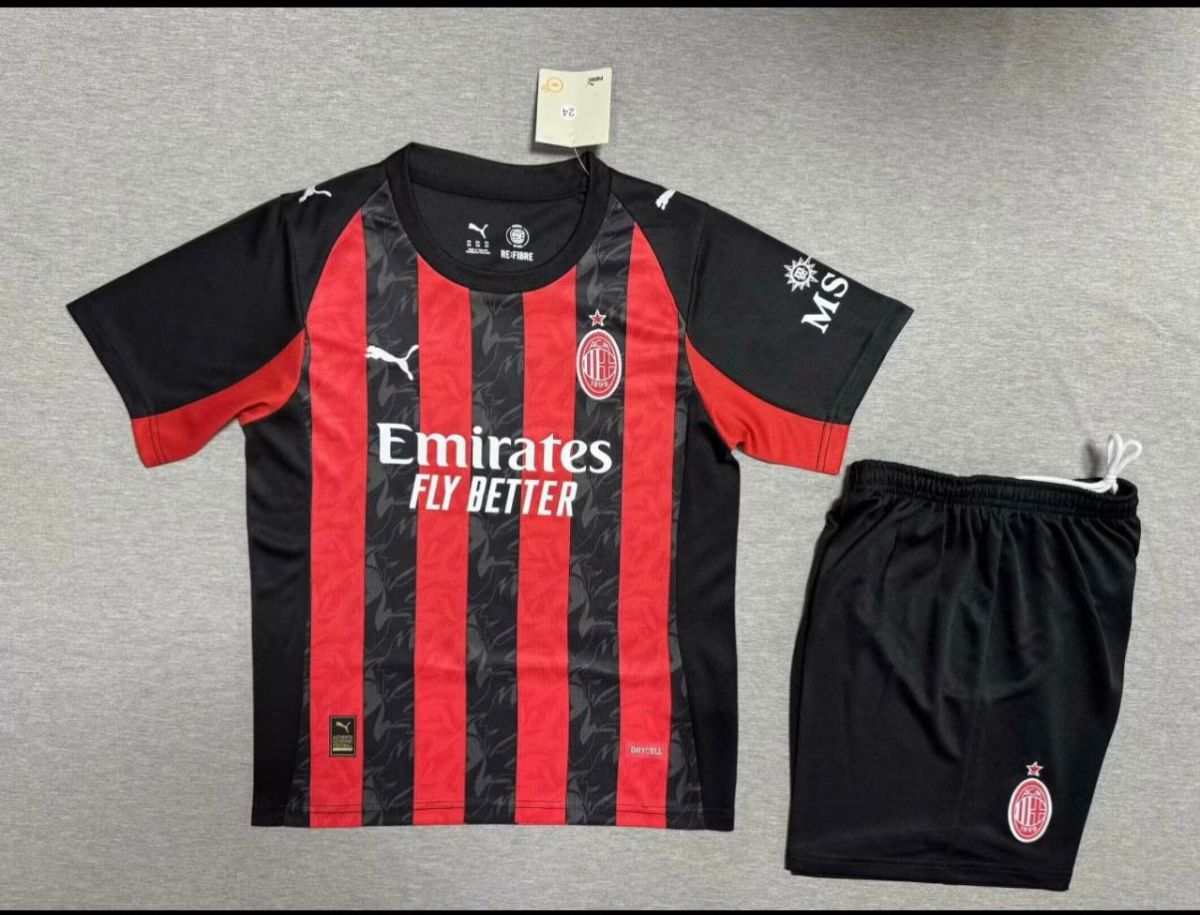 Conjunto Infantil Milan - Preto e Vermelha