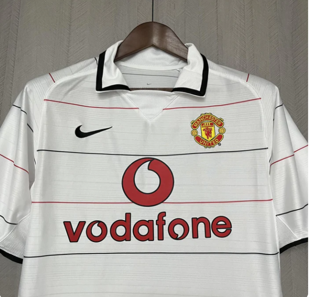 Camisa Retrô Manchester United 2004/05 - Branca