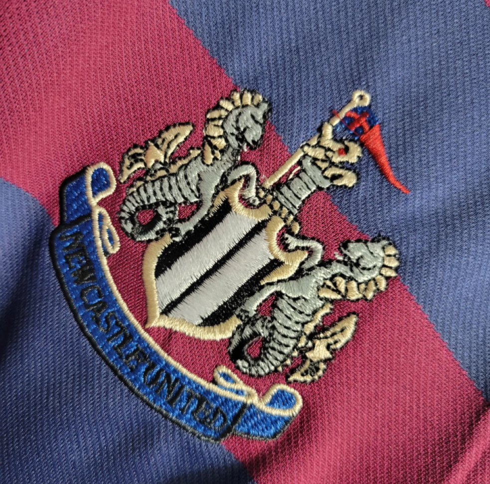 Camisa Retrô Newcastle 97/99 - Vermelha - #5
