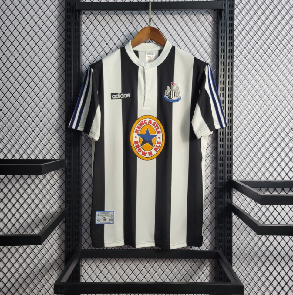 Camisa Retrô Newcastle 97/99 - Branco e Preto - #5