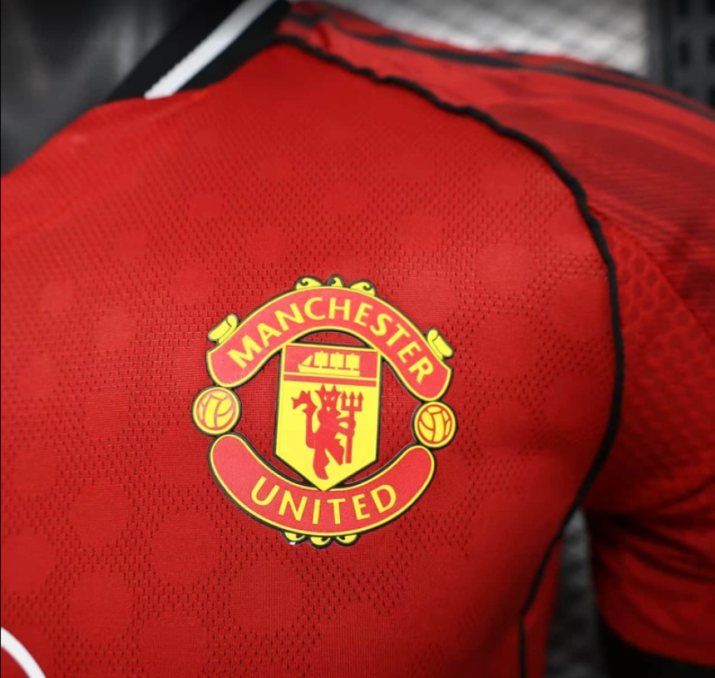 Camisa Modelo Jogador Manchester united 25/26 - #2