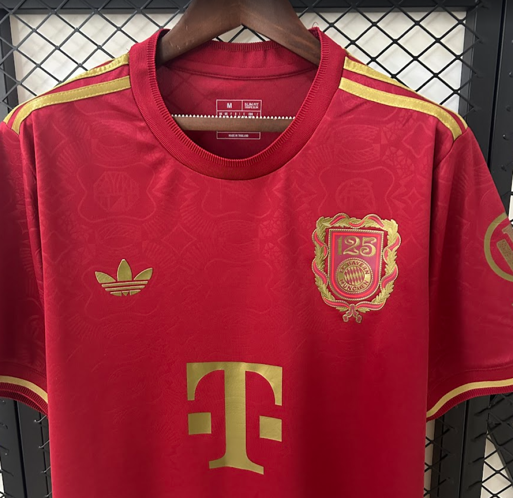 Camisa Bayern 125 Anos Edição Jogador - Vermelha - #2