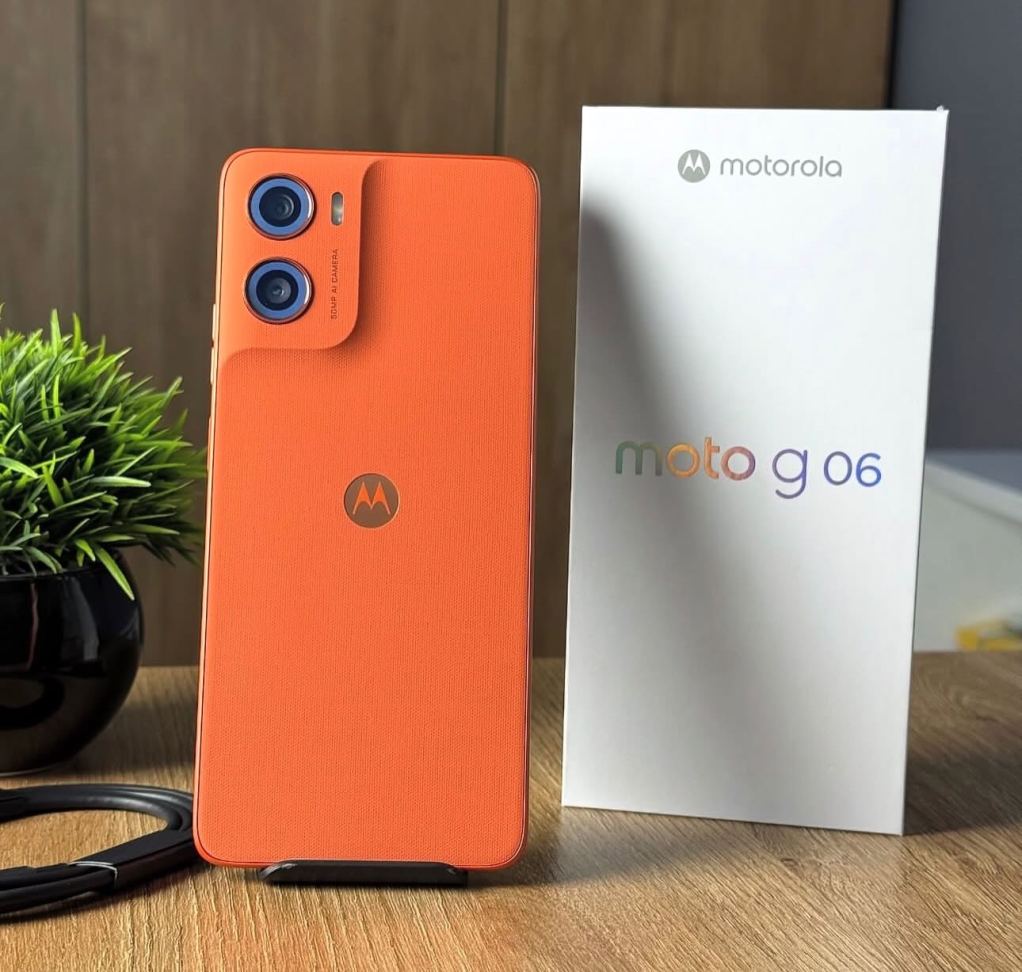 MOTOROLA MOTO G06 256GB 4GB RAM — foto de referência do modelo
