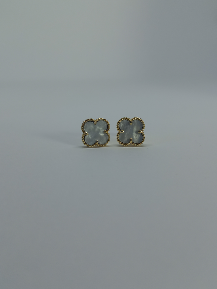 Brinco trevo branco - #2