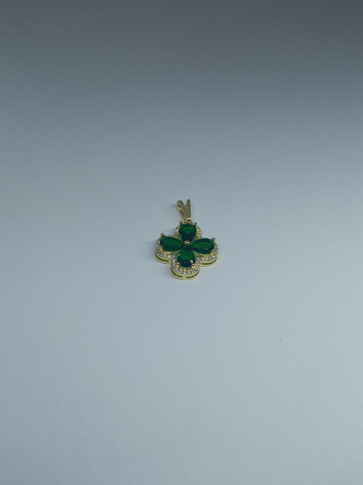 Corrente com pingente de trevo verde - #4
