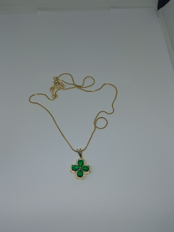 Corrente com pingente de trevo verde - #3