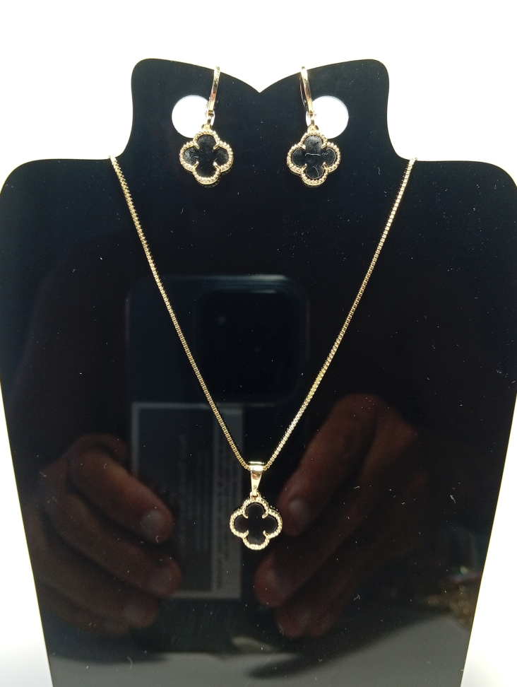 Conjunto Trevo Preto, banhado a ouro 18k - #2