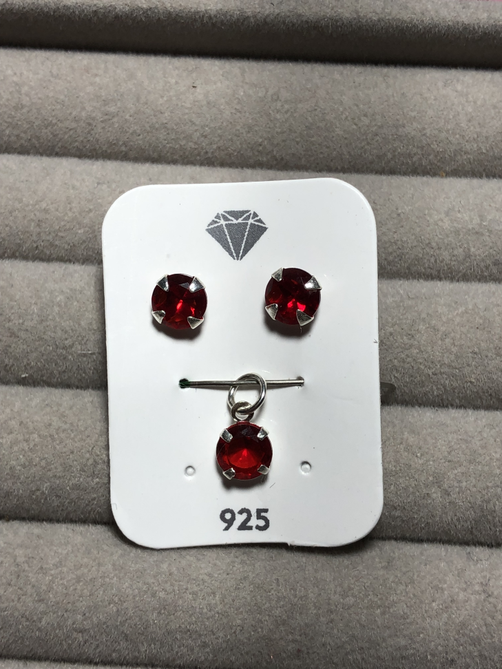 CONJUNTO REDONDO VERMELHO