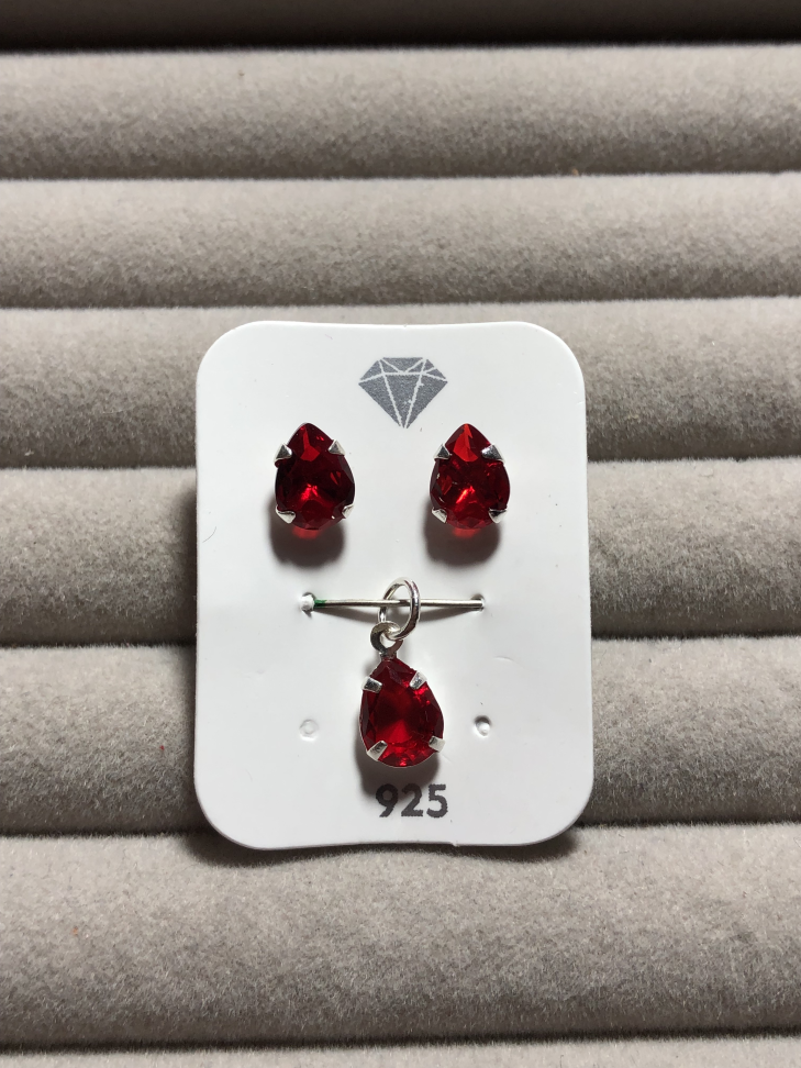 CONJUNTO GOTA VERMELHO