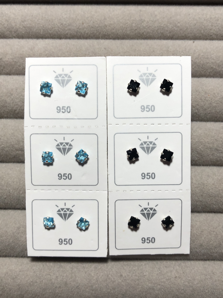 BRINCO QUADRADO 3X3mm