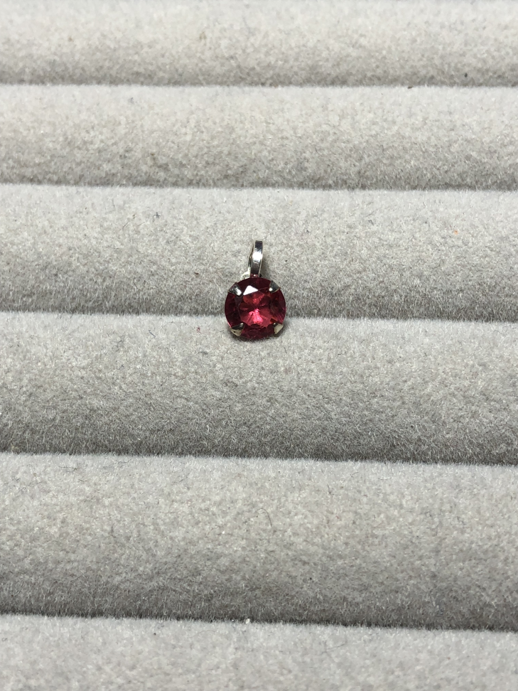 PINGENTE DE GARRA ZIRCÔNIA 6MM - #3