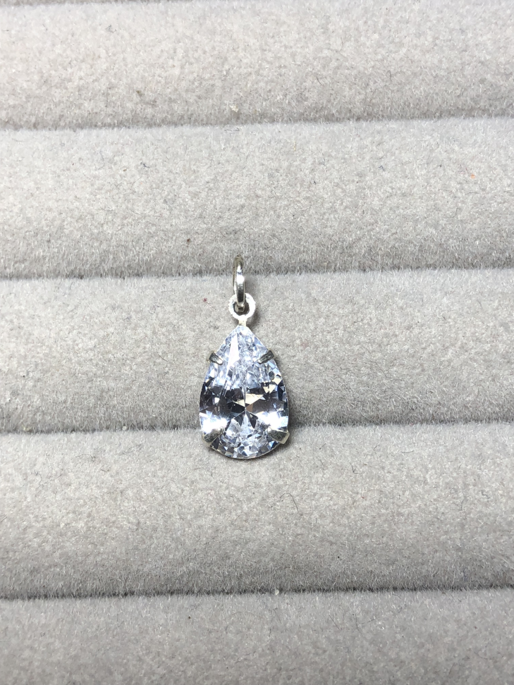 PINGENTE GOTA 8X12MM